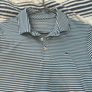 vineyard vines golf shirt, size small
